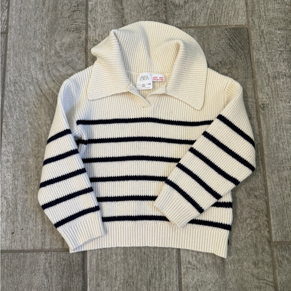 Zara Ivory and Navy Striped Knit Top
